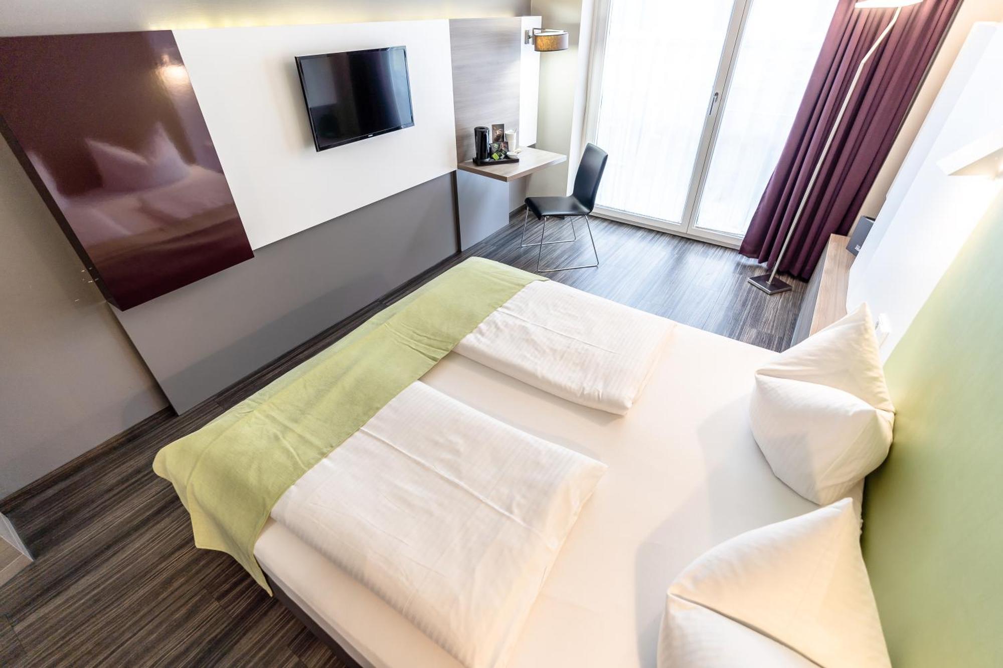 Double Room,1219164259:JPEG